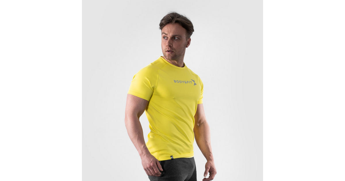 body fit t shirt